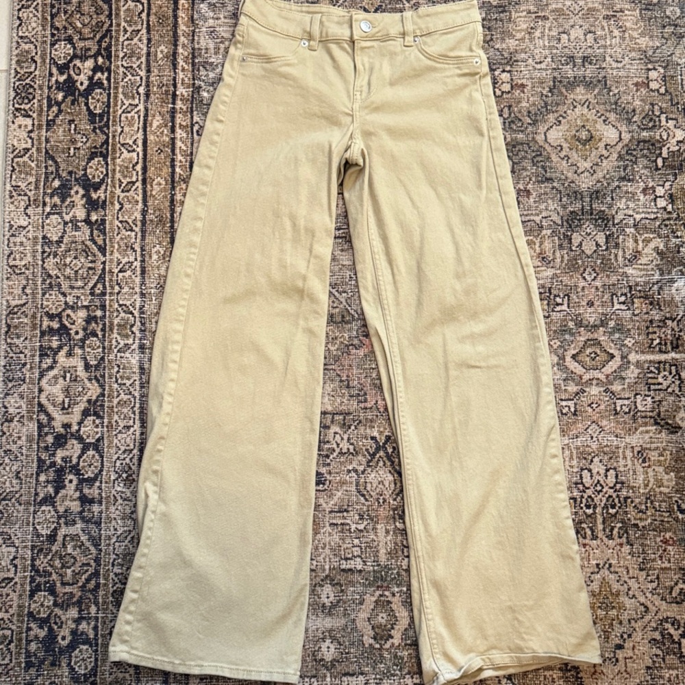 H&M Women's Cream Jeans